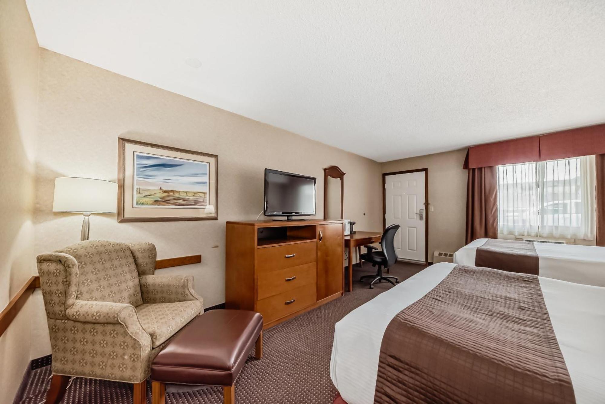 Stony Plain Inn & Suites Eksteriør billede