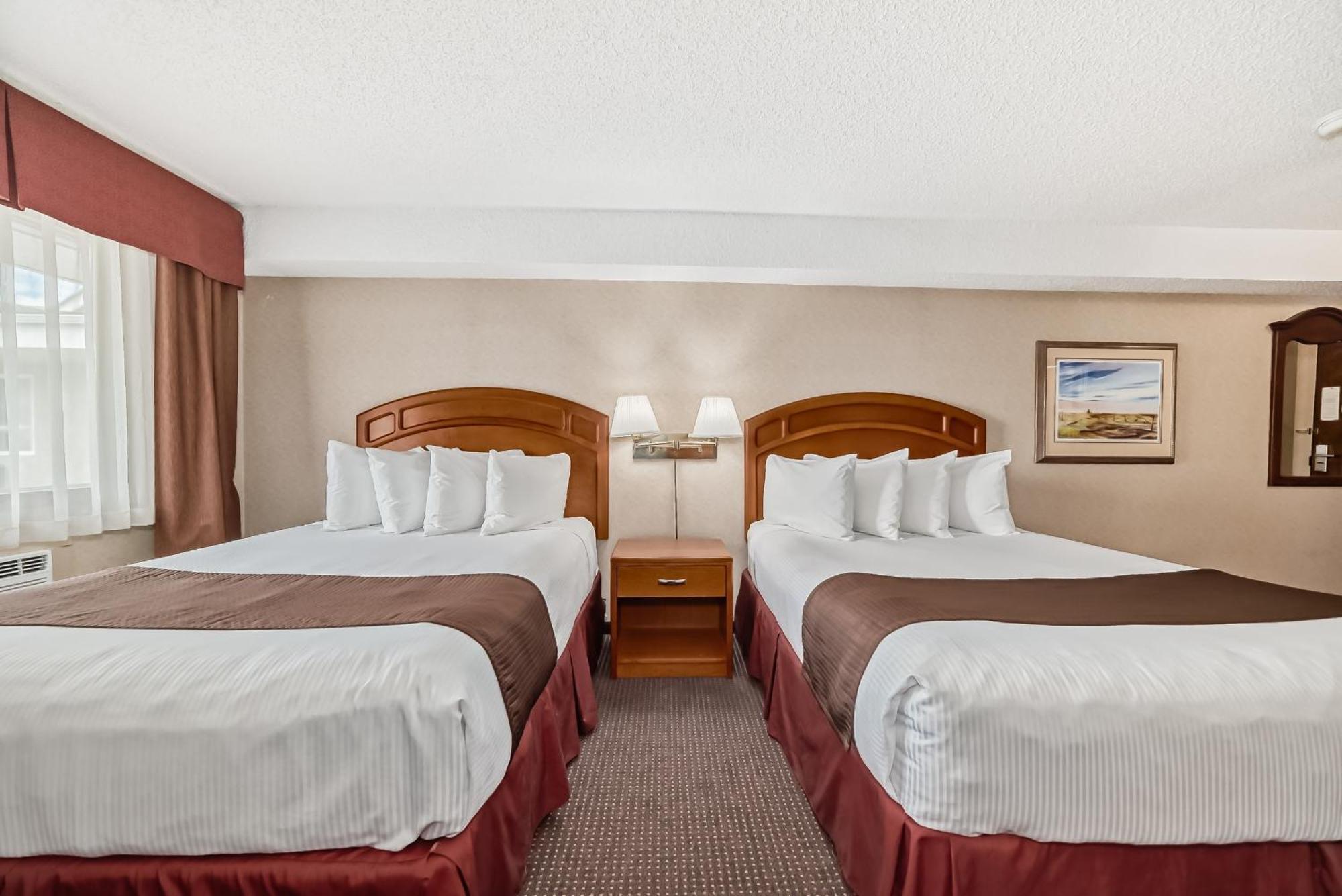 Stony Plain Inn & Suites Eksteriør billede