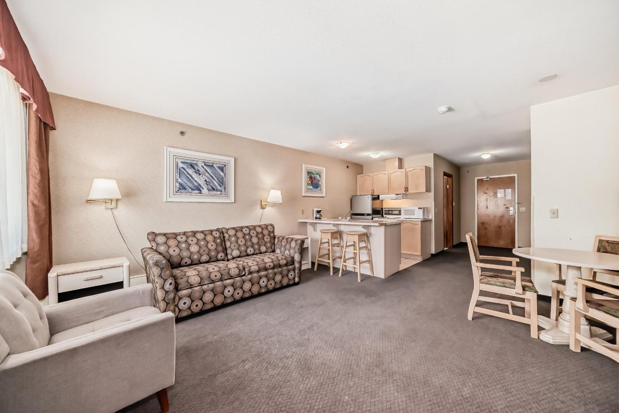 Stony Plain Inn & Suites Eksteriør billede
