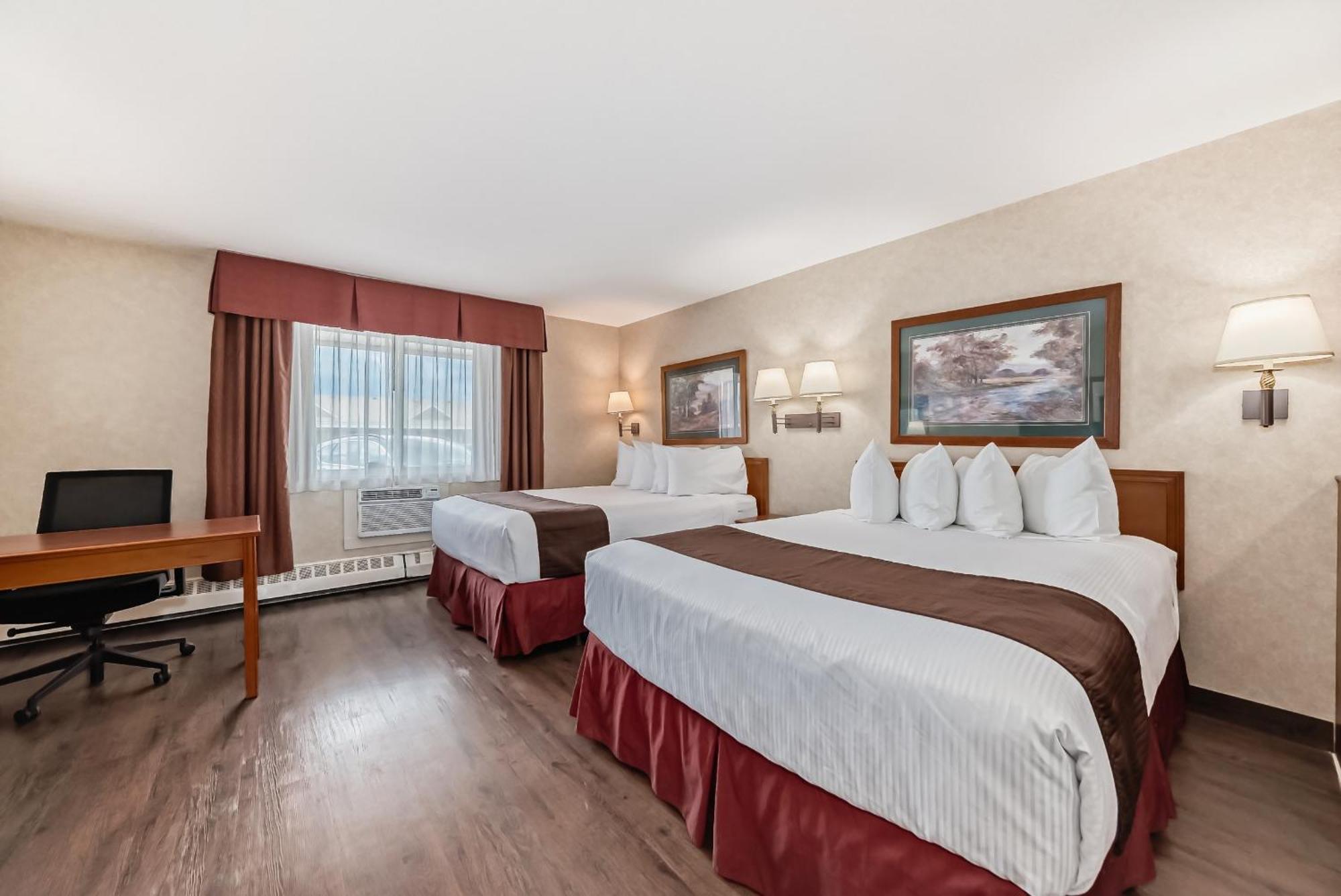 Stony Plain Inn & Suites Eksteriør billede