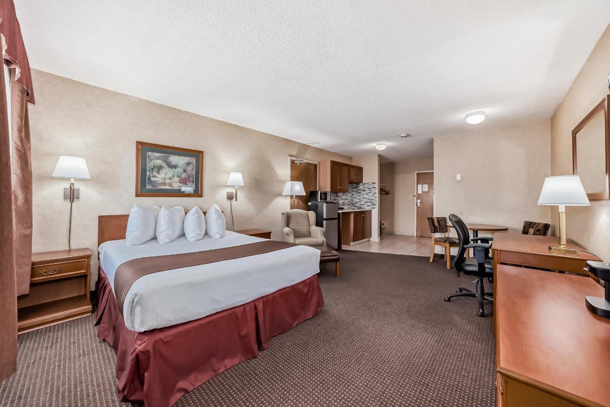Stony Plain Inn & Suites Eksteriør billede